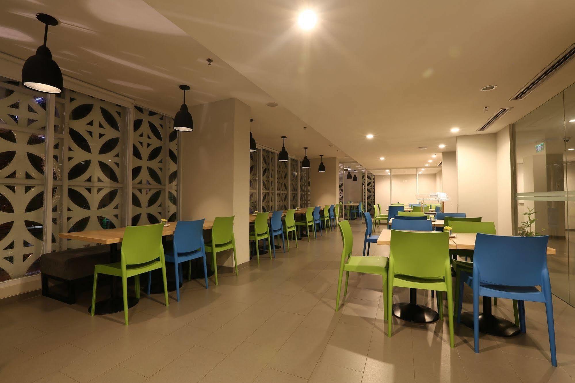 Hotel Citradream Tugu Yogyakarta Exterior foto